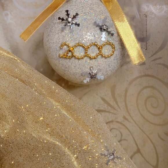 BARBIE Doll Gold Celebration 2000 Edition with Ornament New in Box - Picture 4 of 14